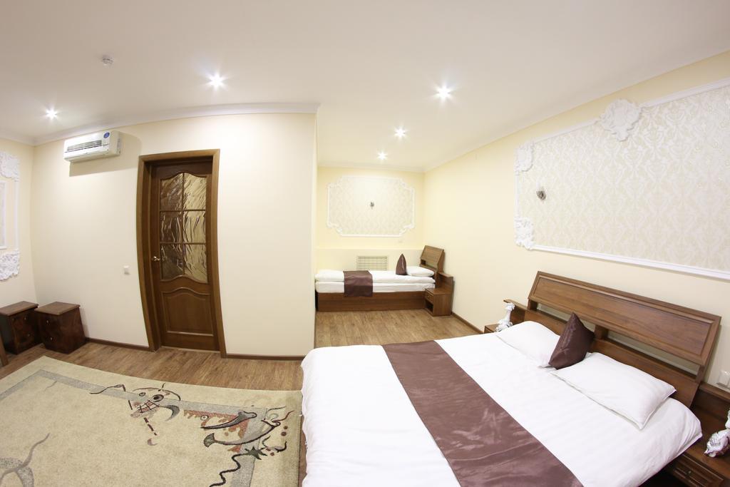 Sky Luxe Hotel 阿斯坦纳 客房 照片
