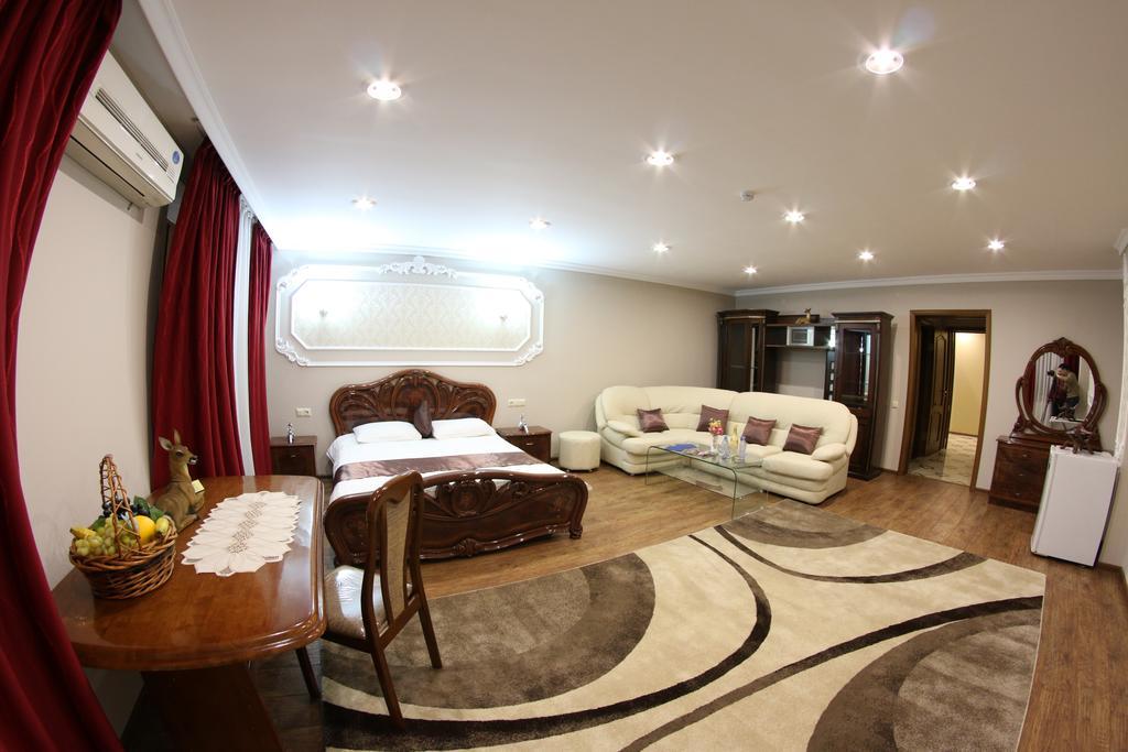 Sky Luxe Hotel 阿斯坦纳 外观 照片