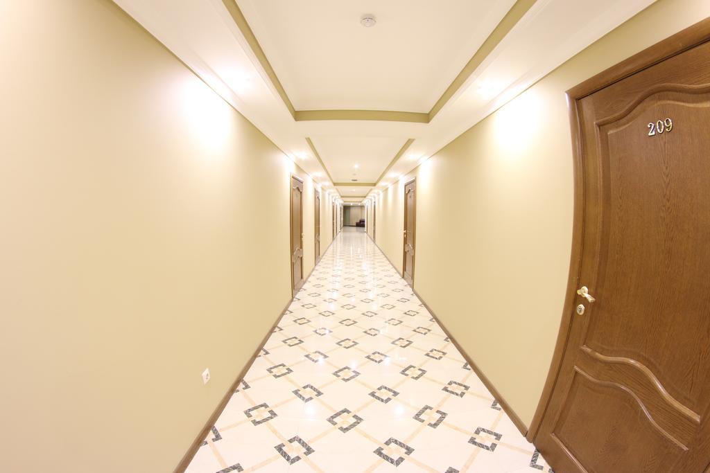 Sky Luxe Hotel 阿斯坦纳 外观 照片