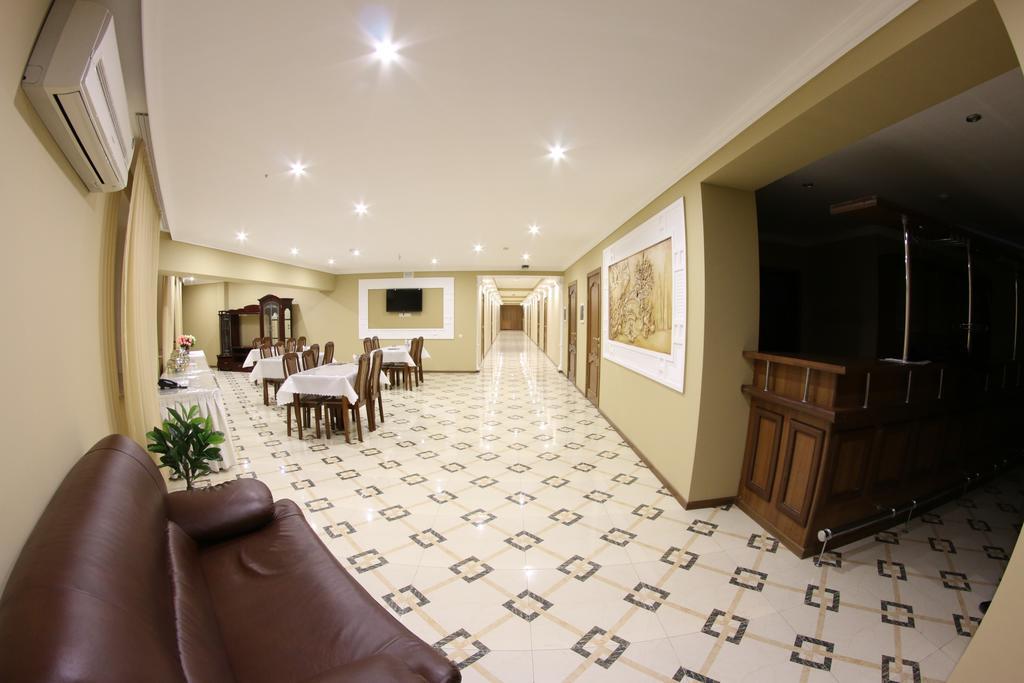 Sky Luxe Hotel 阿斯坦纳 外观 照片