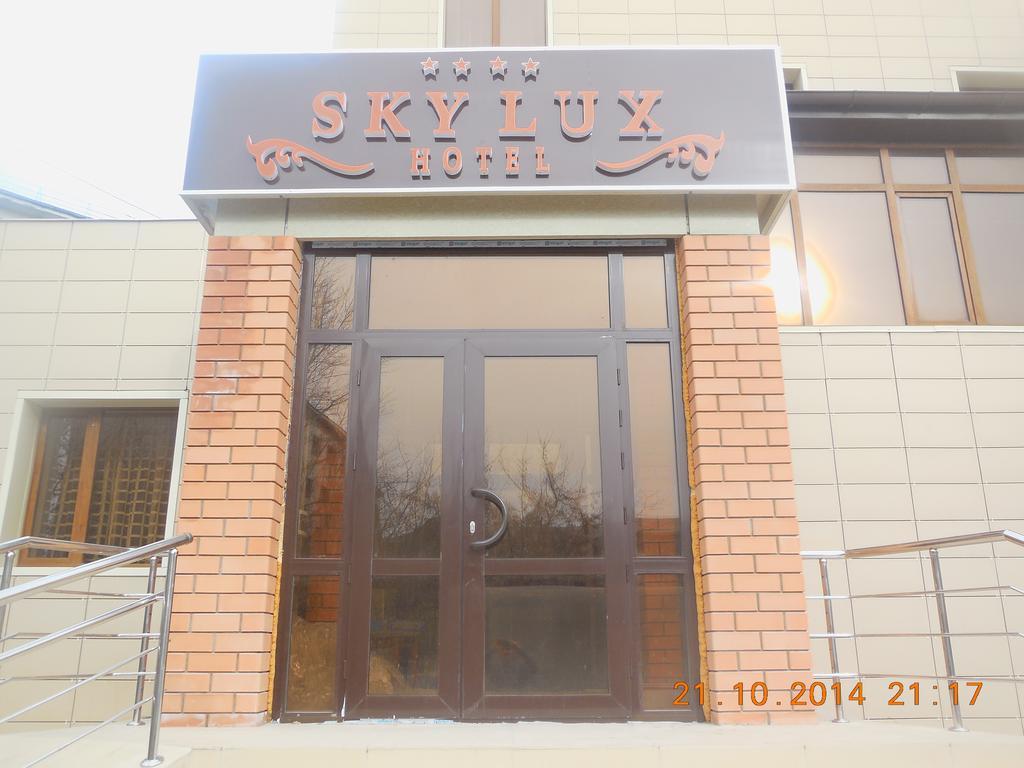 Sky Luxe Hotel 阿斯坦纳 外观 照片